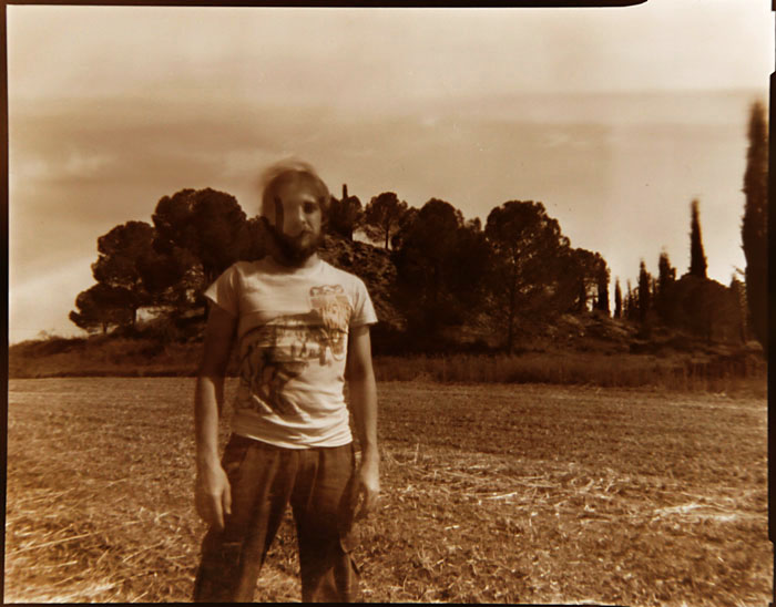 &copy; Thodoris Tzalavras - Pinhole