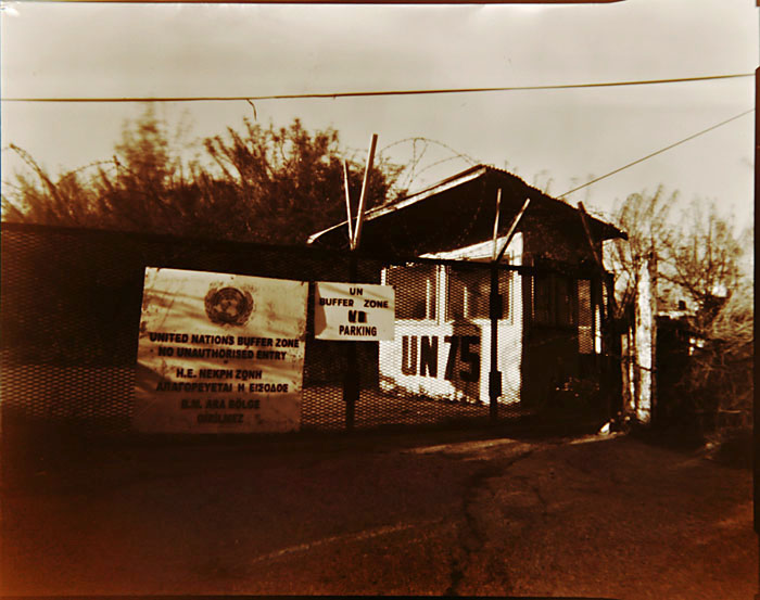 &copy; Thodoris Tzalavras - Pinhole